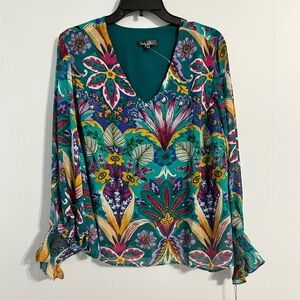 Women's 1x‎ Nicole Miller Multicolor Floral Top/blouse
Balloon, oversize sleeves